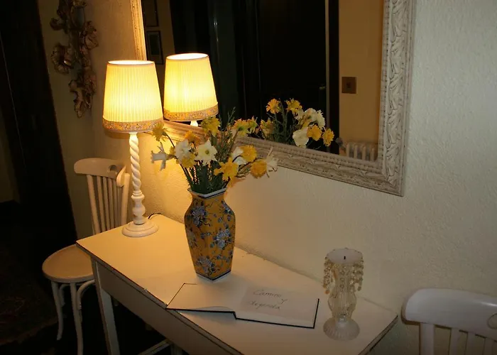 Camino Y Leyenda Hotel